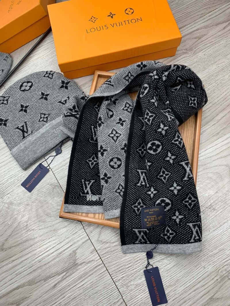 Louis Vuitton Caps Scarfs